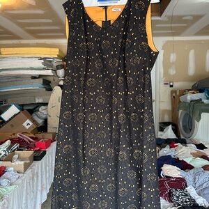 Black and Gold Sleeveless Dress